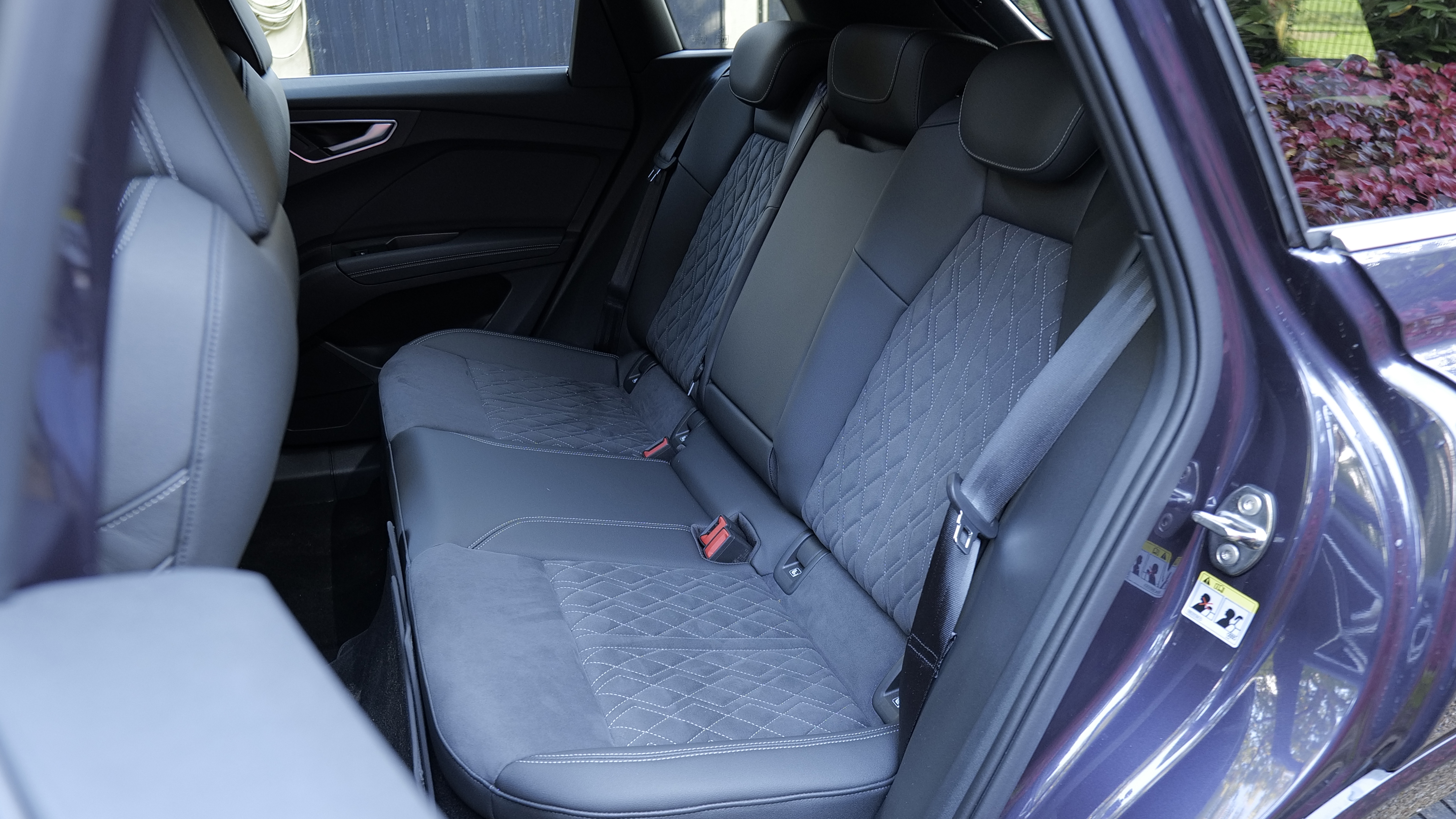 AUDI Q4 E-TRON ESTATE 150kW 63kWh Black Edition 5dr Auto [Tech Pack]